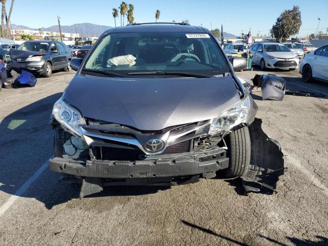 5TDKZ3DC3JS952977 - 2018 TOYOTA SIENNA LE GRAY photo 5