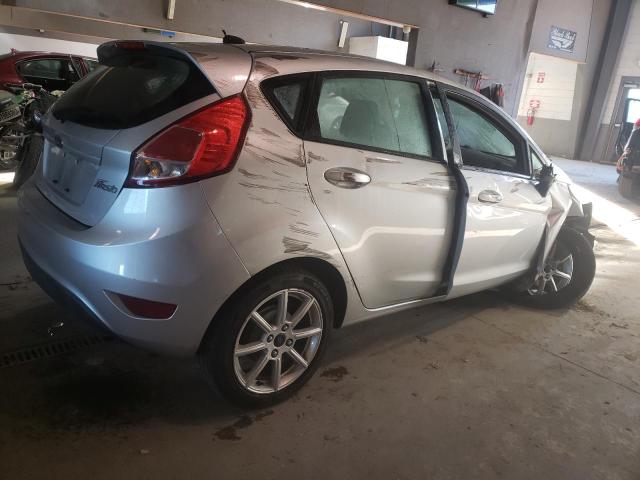 3FADP4EJ0GM206387 - 2016 FORD FIESTA SE SILVER photo 3