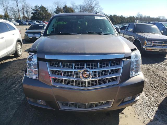 1GYS4KEF7DR312365 - 2013 CADILLAC ESCALADE ESV PLATINUM BROWN photo 5