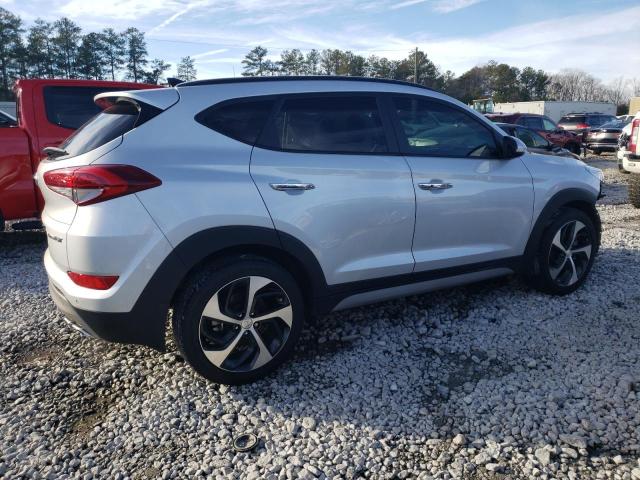 KM8J33A20JU720790 - 2018 HYUNDAI TUCSON VALUE SILVER photo 3