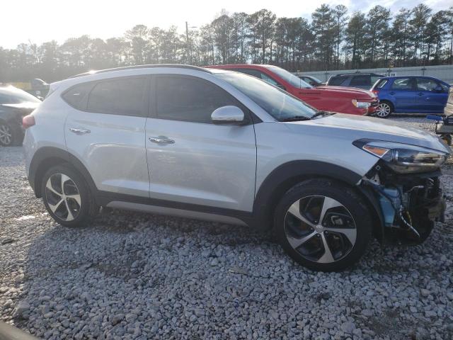 KM8J33A20JU720790 - 2018 HYUNDAI TUCSON VALUE SILVER photo 4