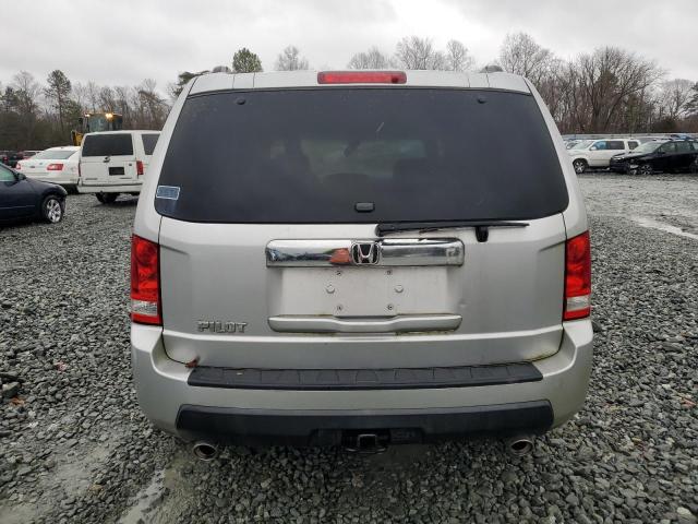 5FNYF3H43BB021911 - 2011 HONDA PILOT EX SILVER photo 6