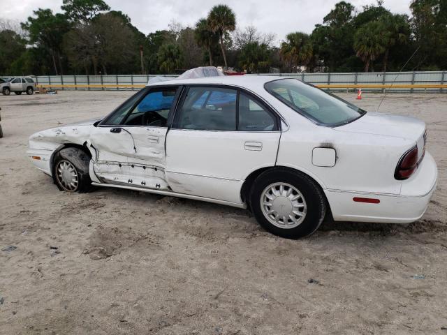 1G3HN52K2W4818959 - 1998 OLDSMOBILE 88 BASE WHITE photo 2