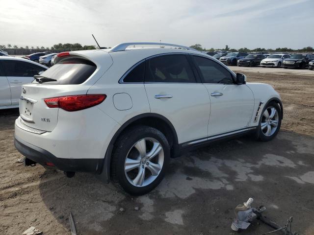 JN8AS1MU7BM710272 - 2011 INFINITI FX35 WHITE photo 3