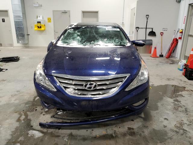 5NPEC4AC3CH367382 - 2012 HYUNDAI SONATA SE BLUE photo 5