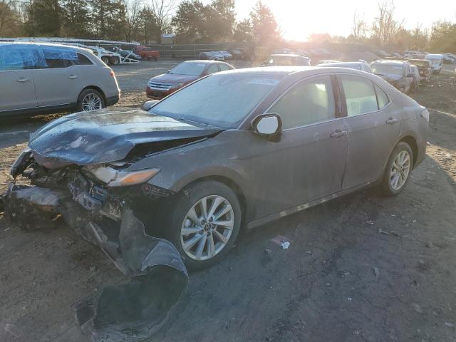 4T1R11AK6NU041674 - 2022 TOYOTA CAMRY LE GRAY photo 1