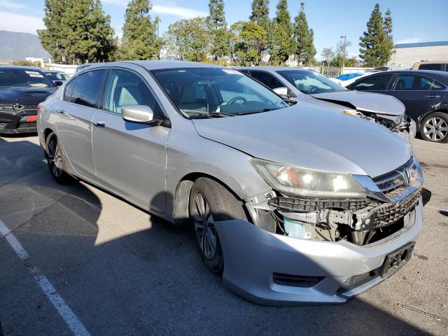 1HGCR2F35FA147824 - 2015 HONDA ACCORD LX SILVER photo 4