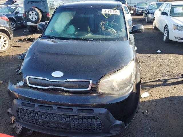 KNDJN2A20E7061249 - 2014 KIA SOUL BLACK photo 5