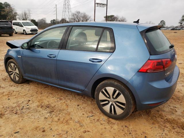 WVWKP7AU3GW907833 - 2016 VOLKSWAGEN E-GOLF SE BLUE photo 2