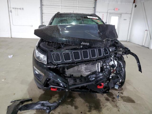 3C4NJDDB2LT207809 - 2020 JEEP COMPASS TRAILHAWK BLACK photo 5