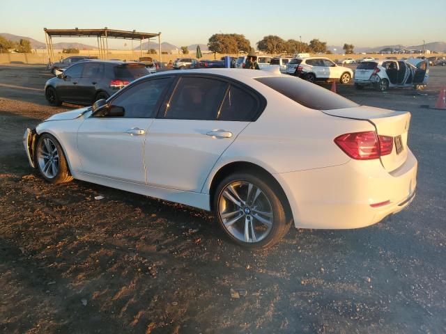 WBA3A5C53DF352505 - 2013 BMW 328 I WHITE photo 2