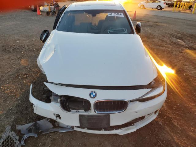 WBA3A5C53DF352505 - 2013 BMW 328 I WHITE photo 5