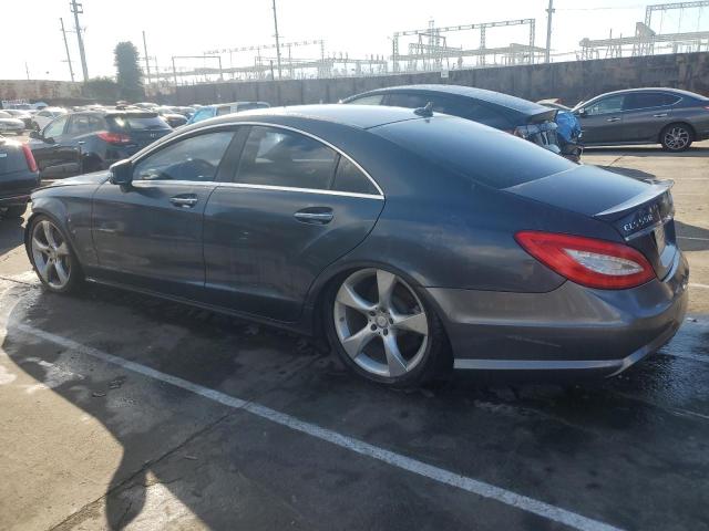 WDDLJ7DB4DA058942 - 2013 MERCEDES-BENZ CLS 550 GRAY photo 2