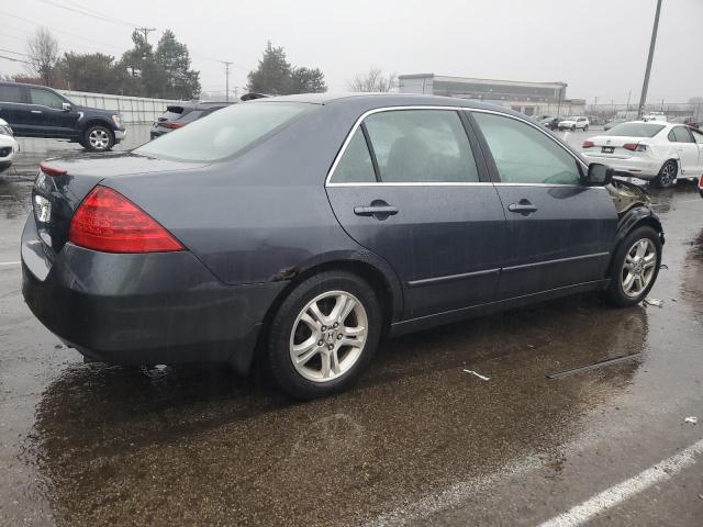 1HGCM56747A054751 - 2007 HONDA ACCORD EX GRAY photo 3