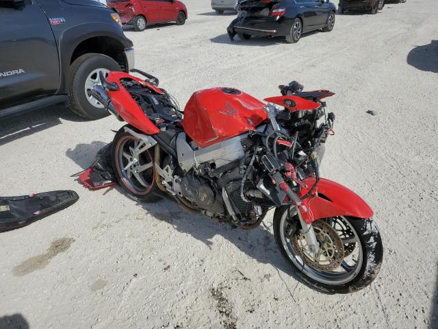 JH2RC46155M700061 - 2005 HONDA VFR800 RED photo 1