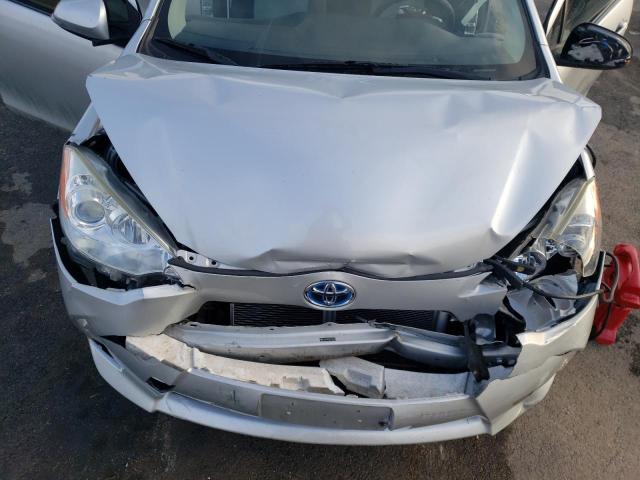 JTDKDTB32E1077993 - 2014 TOYOTA PRIUS C SILVER photo 11