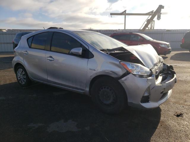 JTDKDTB32E1077993 - 2014 TOYOTA PRIUS C SILVER photo 4