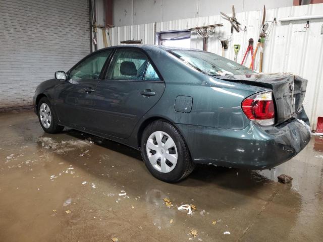 4T1BE32K15U086831 - 2005 TOYOTA CAMRY LE GREEN photo 2