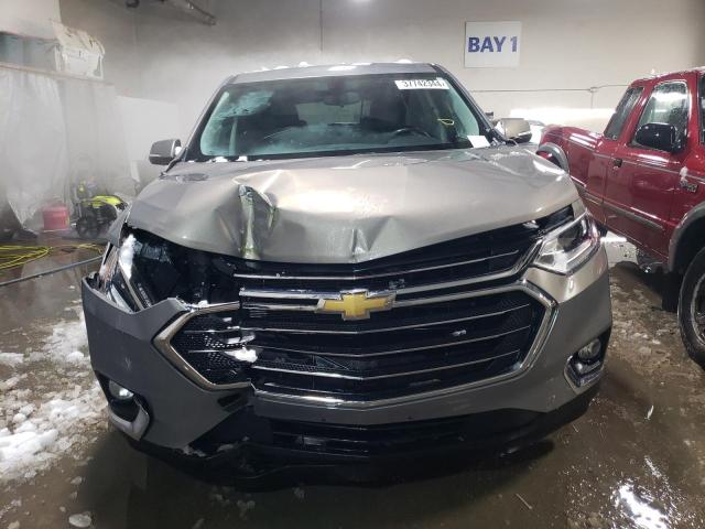 1GNERGKW1JJ282299 - 2018 CHEVROLET TRAVERSE LT SILVER photo 5