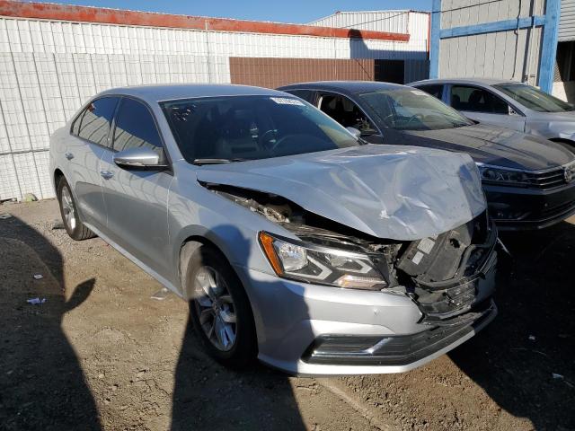 1VWAA7A30JC026260 - 2018 VOLKSWAGEN PASSAT S SILVER photo 4