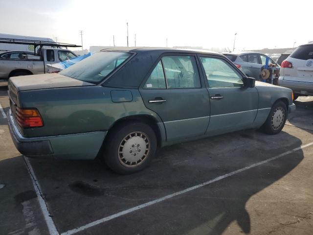 WDBEA32E5PB994655 - 1993 MERCEDES-BENZ 300 E GREEN photo 3