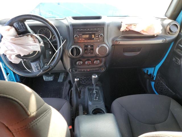 1C4BJWDG7HL565629 - 2017 JEEP WRANGLER U SPORT ლურჯი ფოტო 8