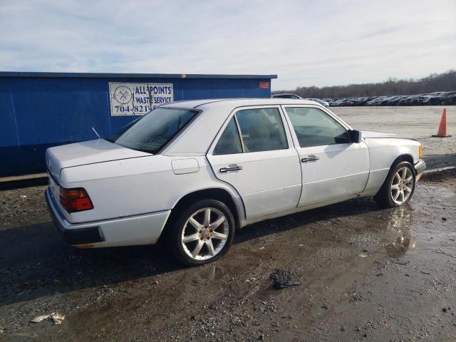 WDBED30E7NB602377 - 1992 MERCEDES-BENZ 300 E 4MATIC WHITE photo 3