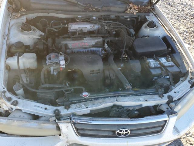 JT2BG22K110575619 - 2001 TOYOTA CAMRY CE WHITE photo 11