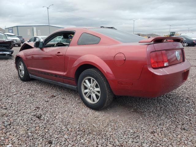 1ZVFT80N355201488 - 2005 FORD MUSTANG RED photo 2