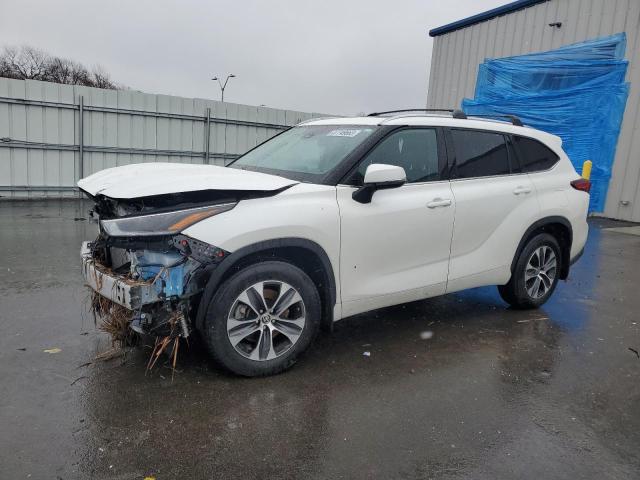 5TDGZRBH5MS139846 - 2021 TOYOTA HIGHLANDER XLE WHITE photo 1