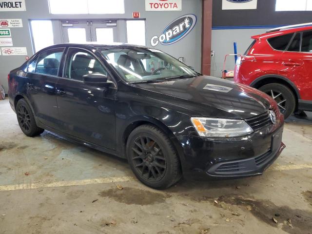 3VW2K7AJ4DM367373 - 2013 VOLKSWAGEN JETTA BASE BLACK photo 4