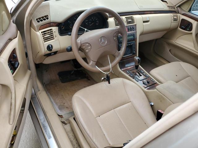 WDBJF65J32B416721 - 2002 MERCEDES-BENZ E 320 BEIGE photo 8