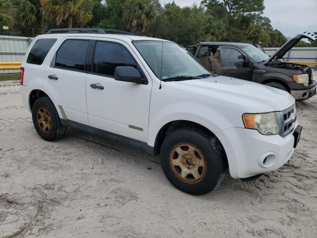 1FMCU92Z48KE69489 - 2008 FORD ESCAPE XLS WHITE photo 4