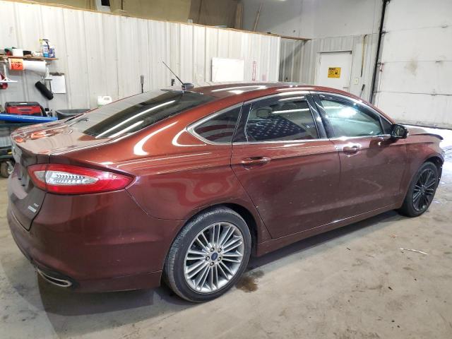 3FA6P0H9XFR136157 - 2015 FORD FUSION SE RED photo 3