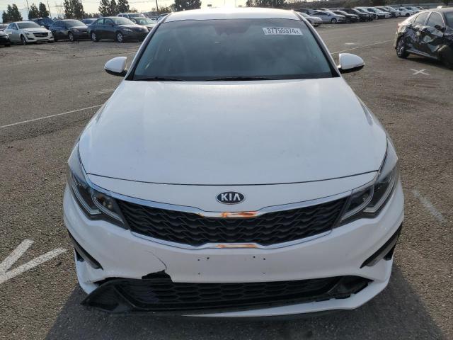 5XXGT4L38LG403259 - 2020 KIA OPTIMA LX WHITE photo 5