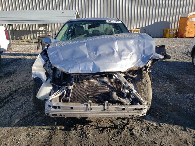 1FAHP3HN6AW196031 - 2010 FORD FOCUS SEL SILVER photo 5