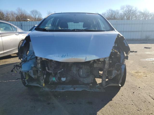 JHMGE8H31CC020028 - 2012 HONDA FIT SILVER photo 5