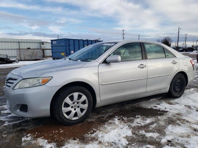 4T4BF3EK7BR177306 - 2011 TOYOTA CAMRY BASE SILVER photo 1