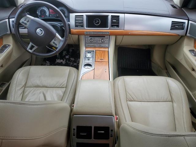 SAJWA0FA9AHR54399 - 2010 JAGUAR XF LUXURY CREAM photo 8