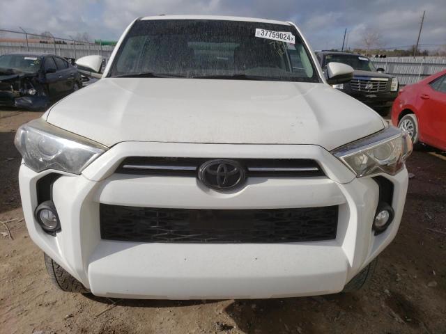 JTEZU5JR4L5217317 - 2020 TOYOTA 4RUNNER SR5 WHITE photo 5