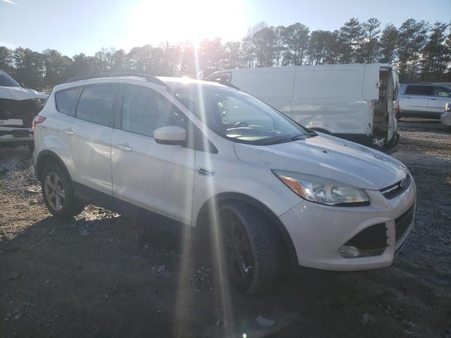 1FMCU0GXXEUA75918 - 2014 FORD ESCAPE SE WHITE photo 4