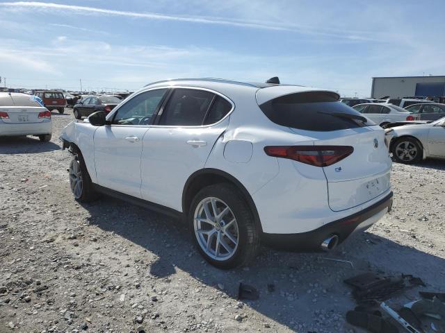 ZASFAKBN6J7B96781 - 2018 ALFA ROMEO STELVIO TI WHITE photo 2