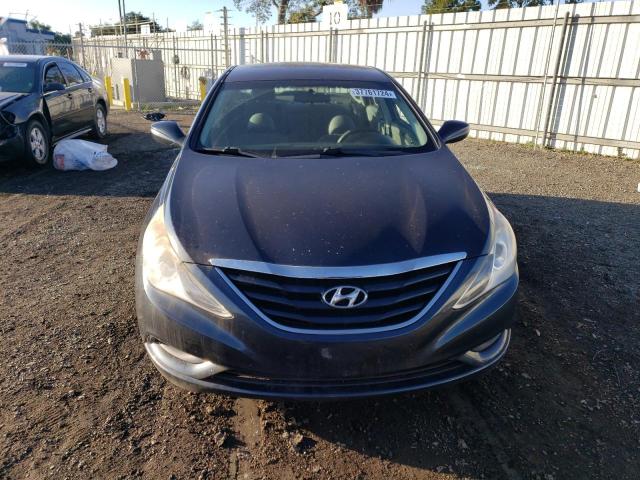 5NPEB4AC3BH129372 - 2011 HYUNDAI SONATA GLS BLACK photo 5