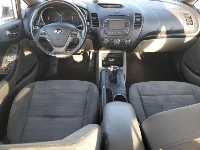 KNAFX4A81E5084905 - 2014 KIA FORTE EX WHITE photo 8