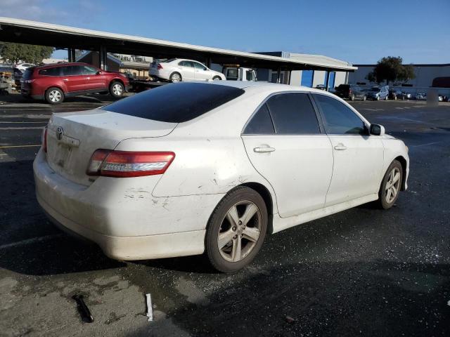 4T1BF3EK3AU576013 - 2010 TOYOTA CAMRY BASE WHITE photo 3