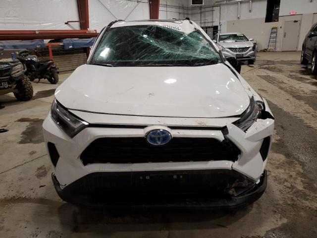 4T3RWRFV9NU073125 - 2022 TOYOTA RAV4 XLE WHITE photo 5