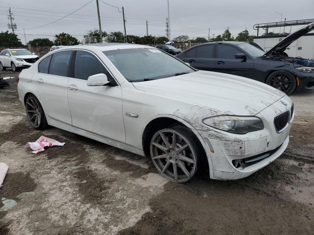 WBAFR7C57BC806139 - 2011 BMW 535 I WHITE photo 4