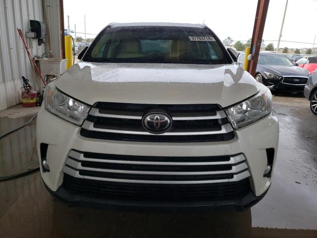 5TDKZRFH8JS539996 - 2018 TOYOTA HIGHLANDER SE WHITE photo 5