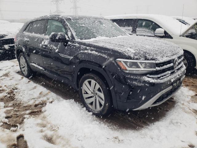 1V26E2CA2LC215697 - 2020 VOLKSWAGEN ATLAS CROS SE BLACK photo 4