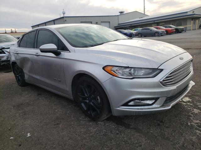 3FA6P0LUXJR197545 - 2018 FORD FUSION SE HYBRID SILVER photo 4